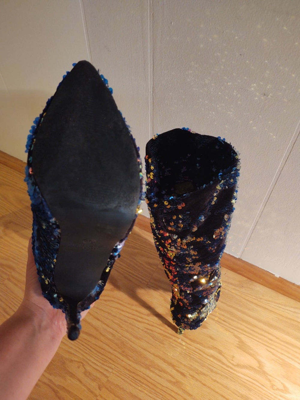 EUC Sz 10 Knee-High Boots with Sequins and 4 inch Heels Iridescent Color Magic - Picture 5 of 10